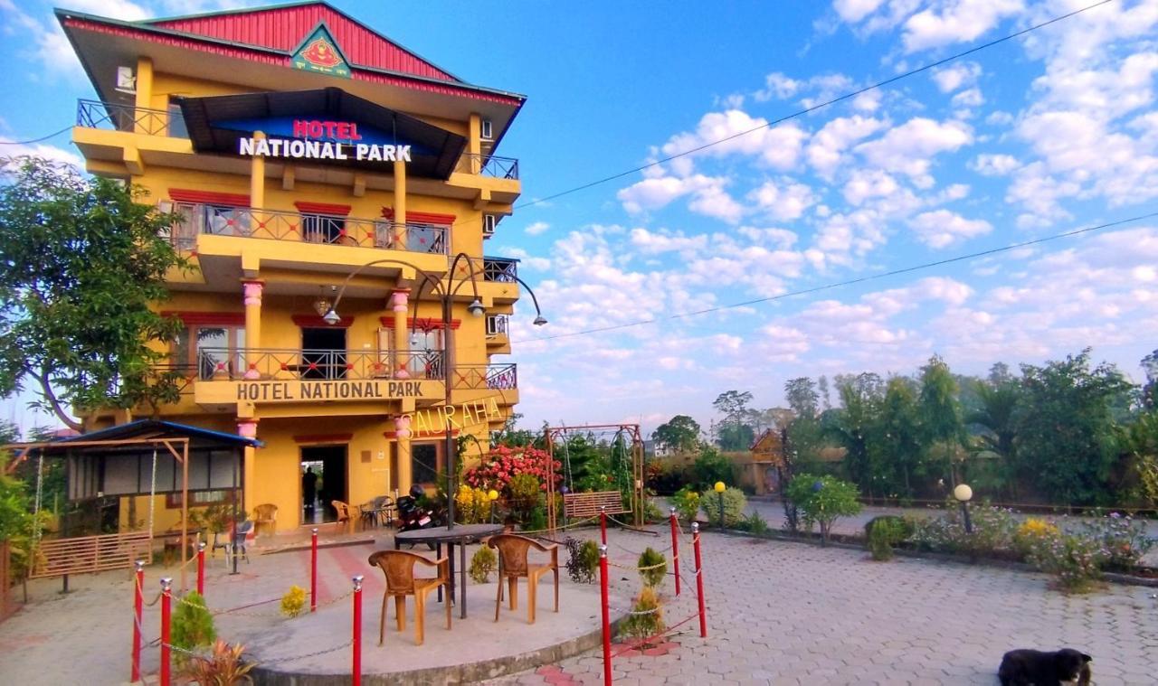 Hotel National Park Sauraha- Homely Stay And Peaceful Location With Jungle Safari Arrangements Eksteriør bilde