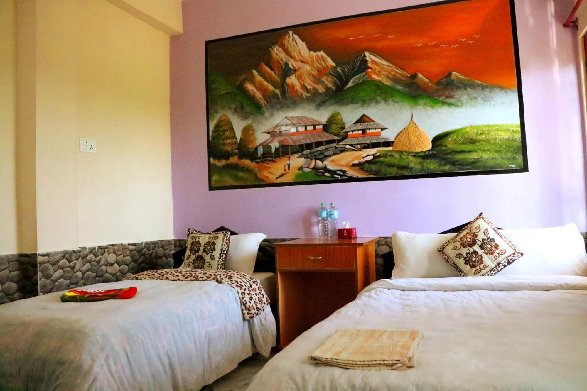 Hotel National Park Sauraha- Homely Stay And Peaceful Location With Jungle Safari Arrangements Eksteriør bilde