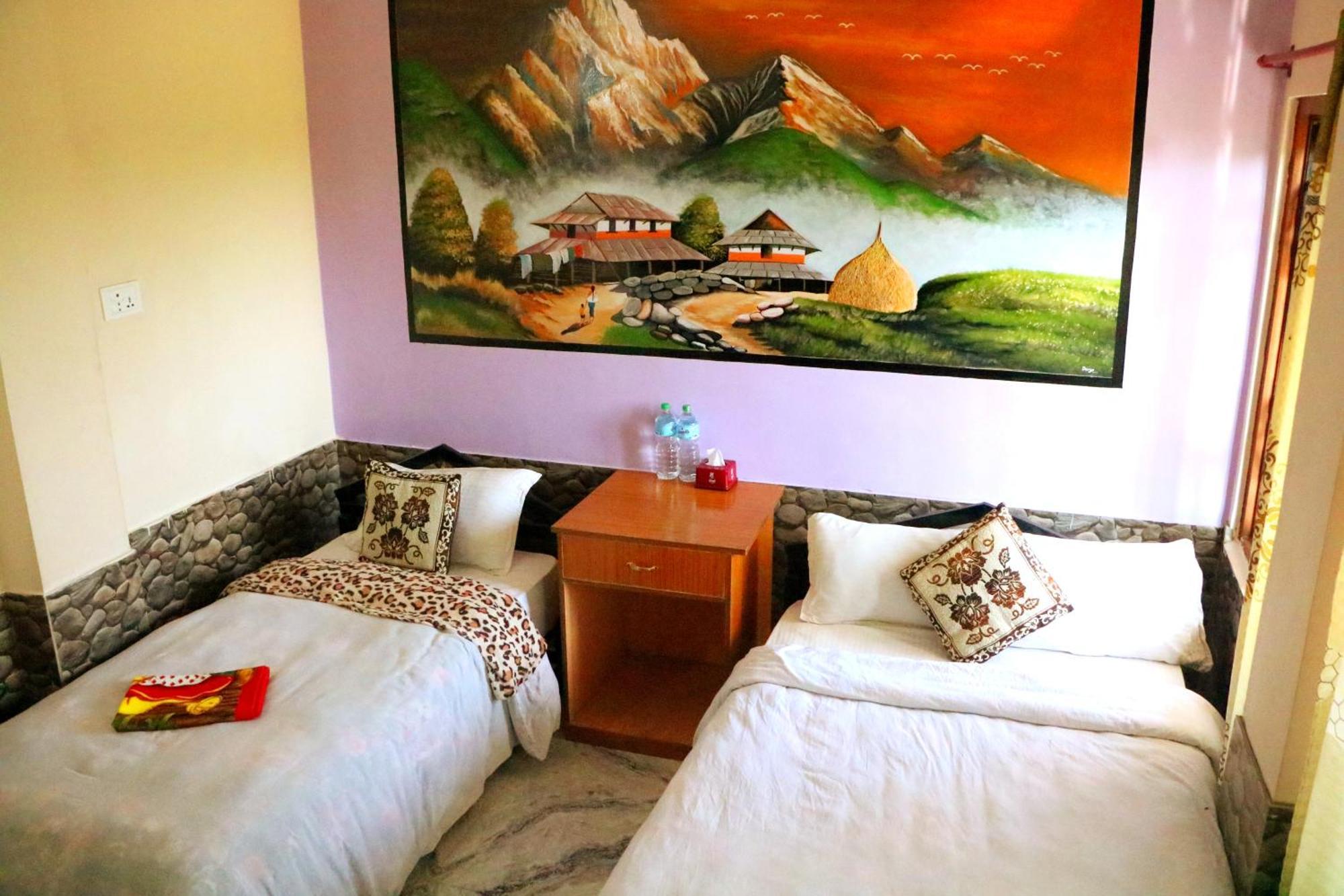 Hotel National Park Sauraha- Homely Stay And Peaceful Location With Jungle Safari Arrangements Eksteriør bilde